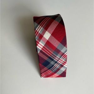 Red Plaid Square Tie